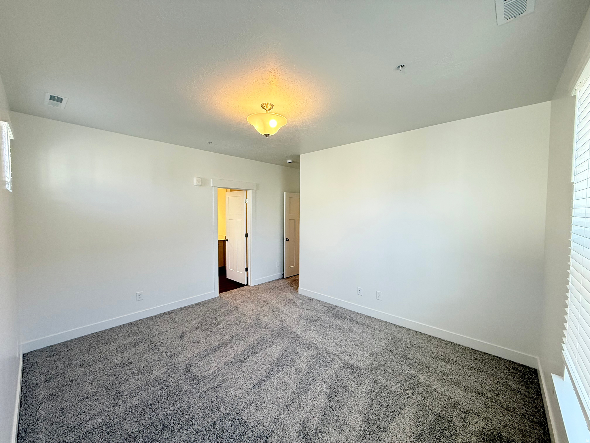 RIDGE - Residential Lease