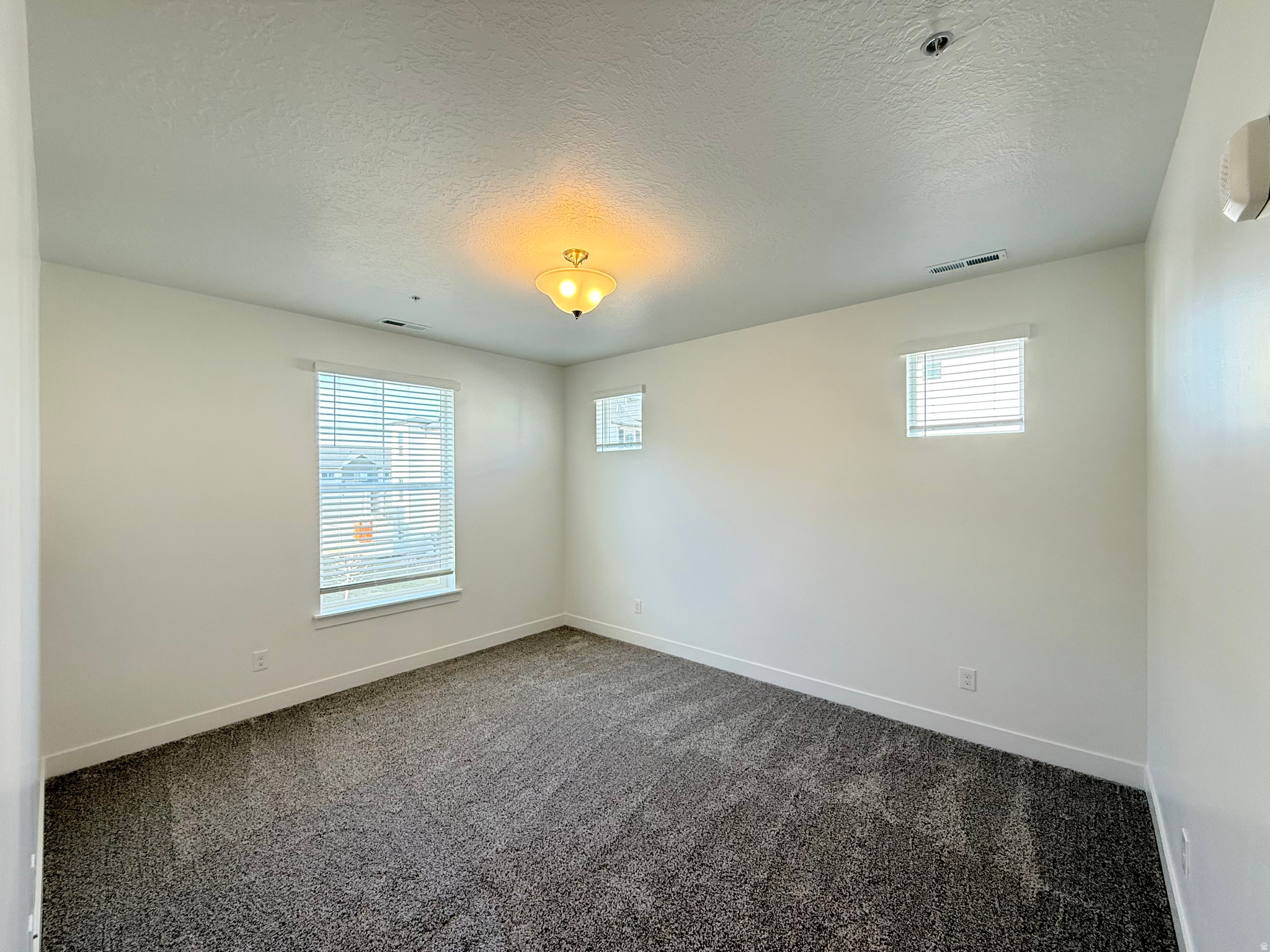 RIDGE - Residential Lease