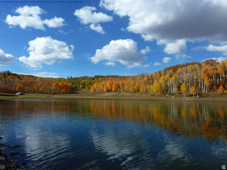 This beautiful corner mountain lot is heavily wooded and may be the best lot in Whispering Pines. Perfect for your dream cabin. Listing information deemed reliable, buyer to verify.