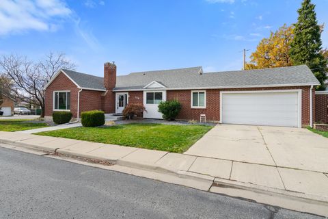 Tiny photo for 106 S 100 E, Farmington, UT 84025 (MLS # 2126006)