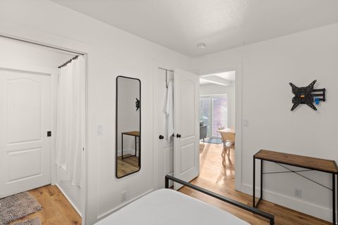 Tiny photo for 106 S 100 E, Farmington, UT 84025 (MLS # 2126006)