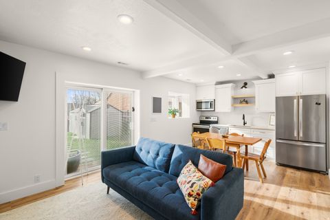 Tiny photo for 106 S 100 E, Farmington, UT 84025 (MLS # 2126006)