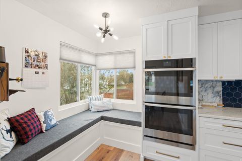 Tiny photo for 106 S 100 E, Farmington, UT 84025 (MLS # 2126006)