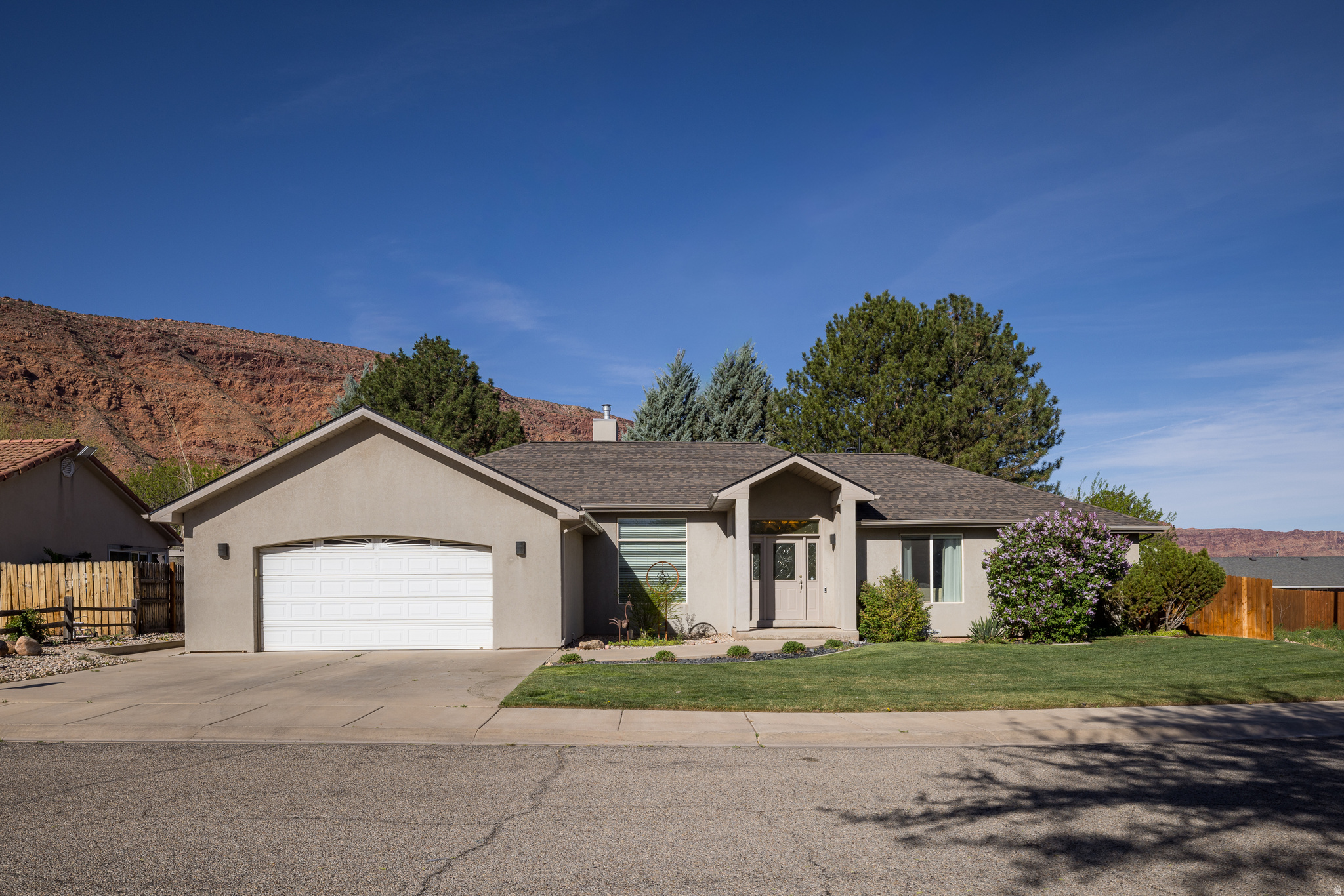 COTTONWOODS - Residential