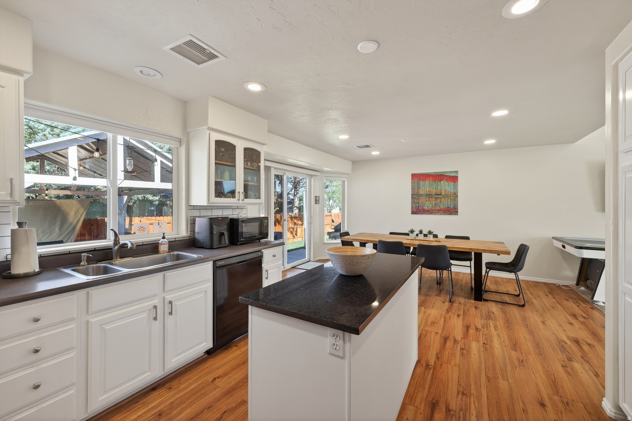 COTTONWOODS - Residential