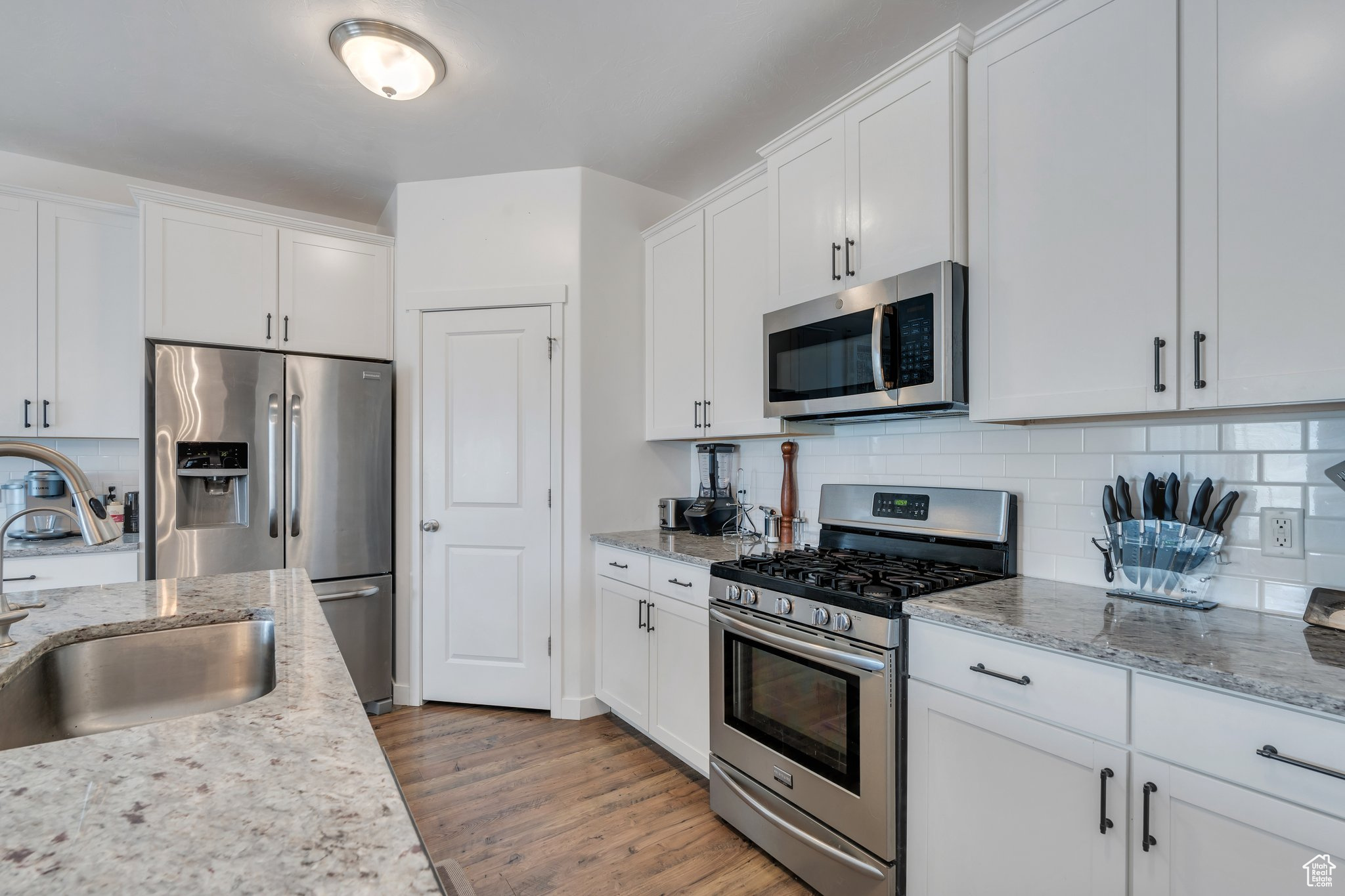 437 S Burr Oak Ln, Saratoga Springs, Utah image 6