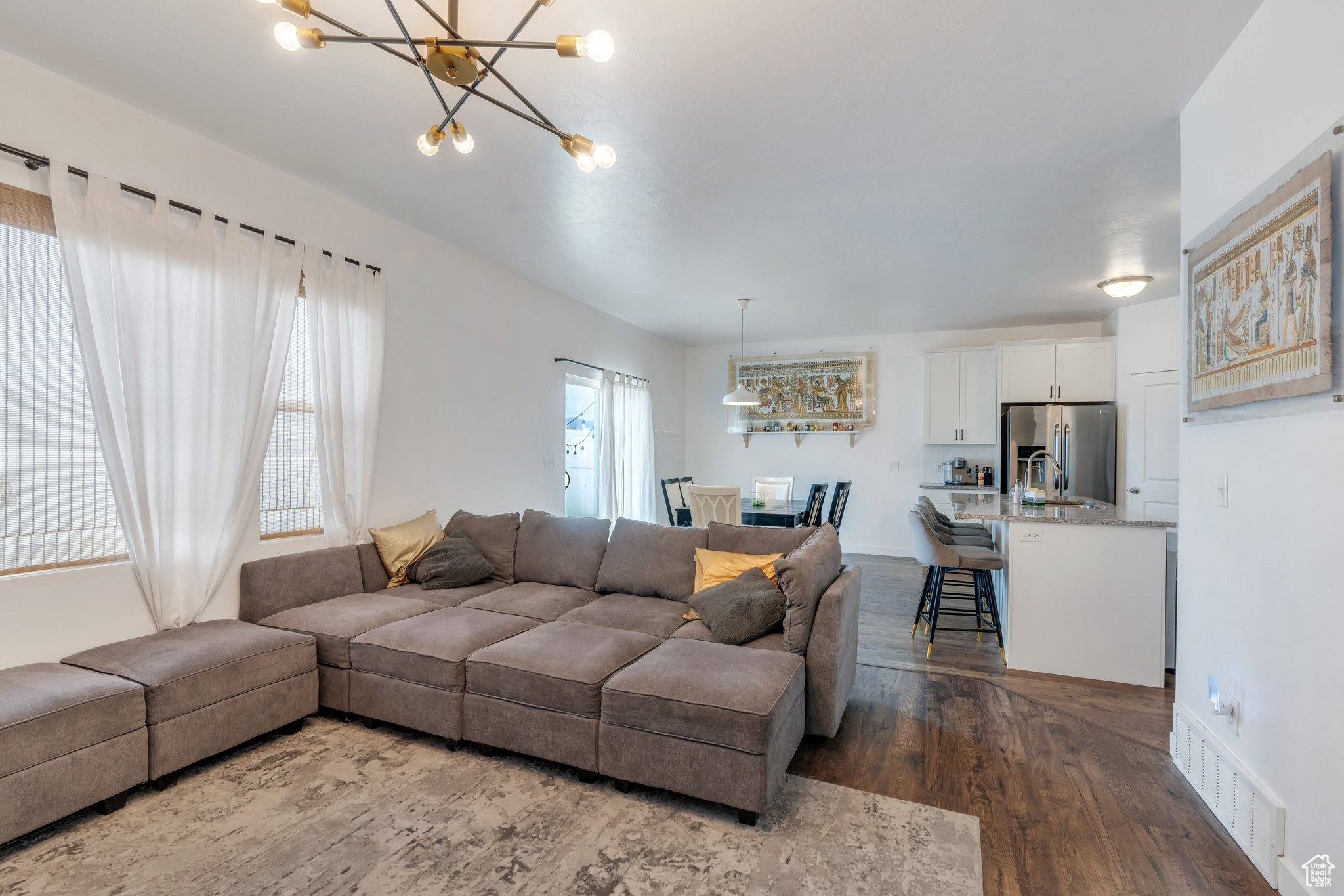 437 S Burr Oak Ln, Saratoga Springs, Utah image 4