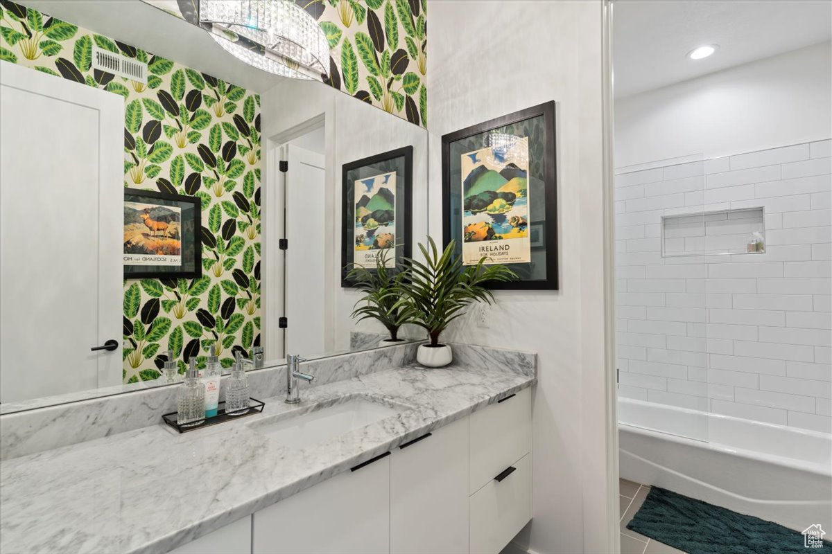 COTTONWOOD HILLS - Residential