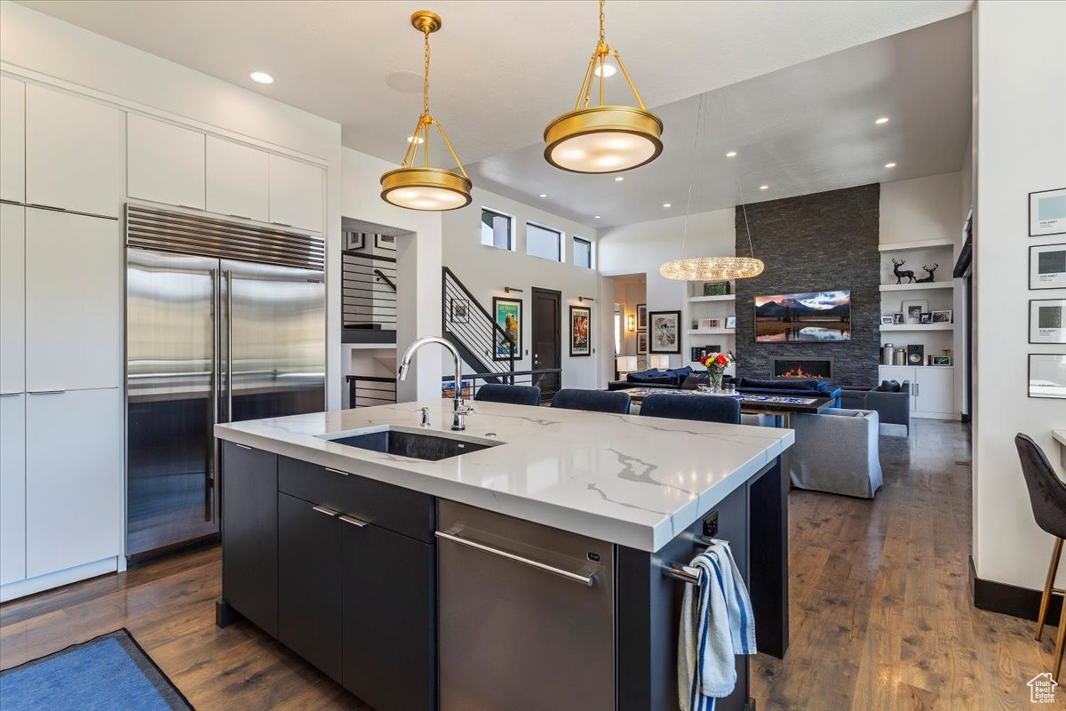 COTTONWOOD HILLS - Residential