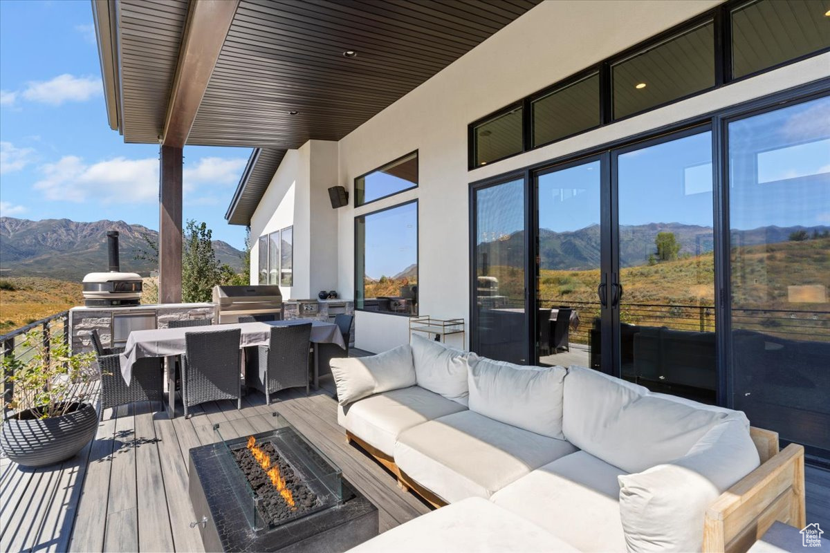 COTTONWOOD HILLS - Residential