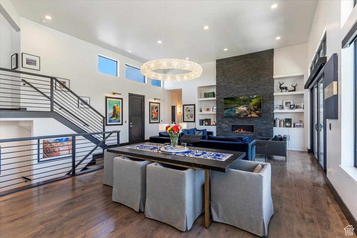COTTONWOOD HILLS - Residential