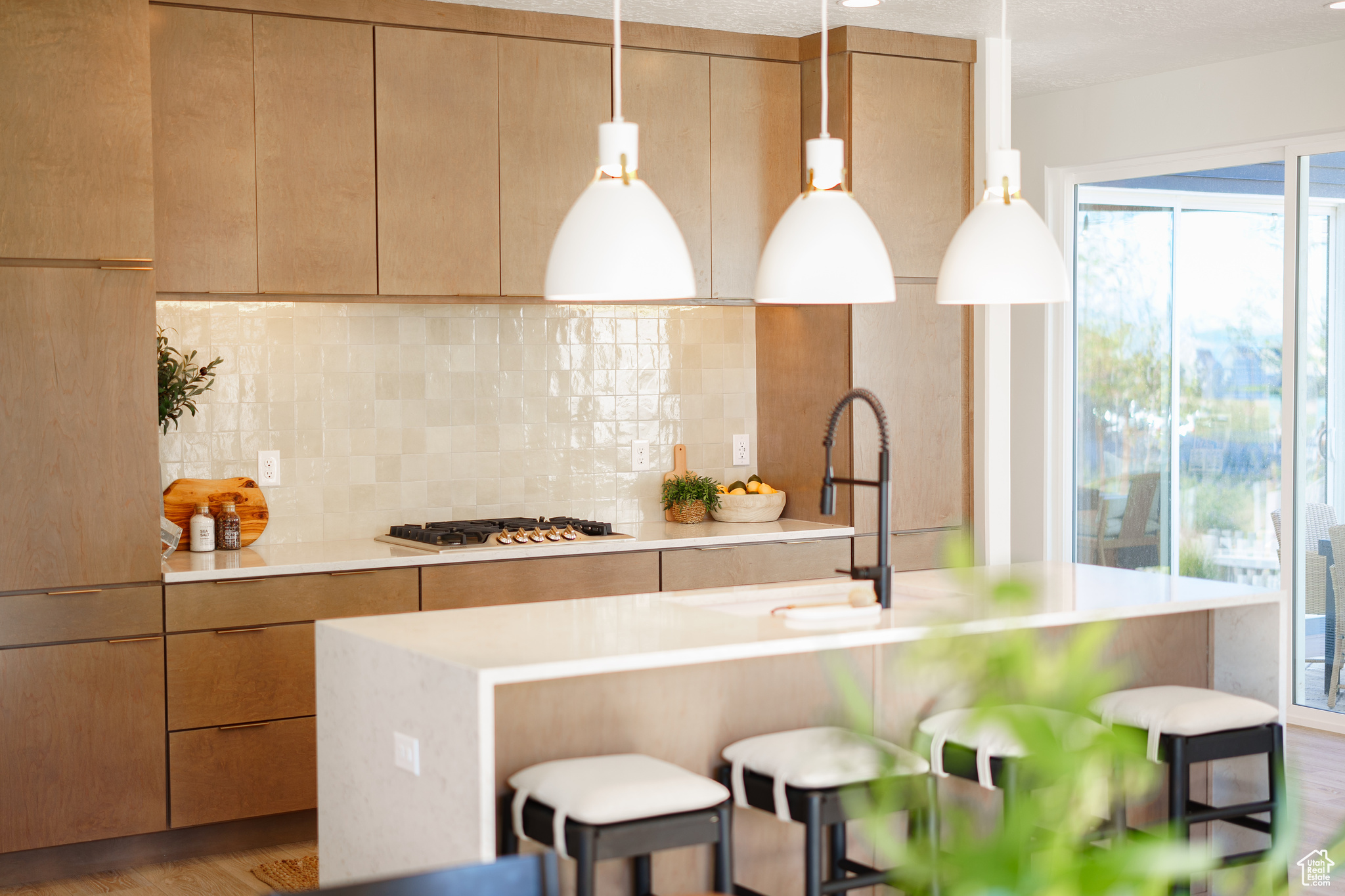 DAYBREAK - Residential