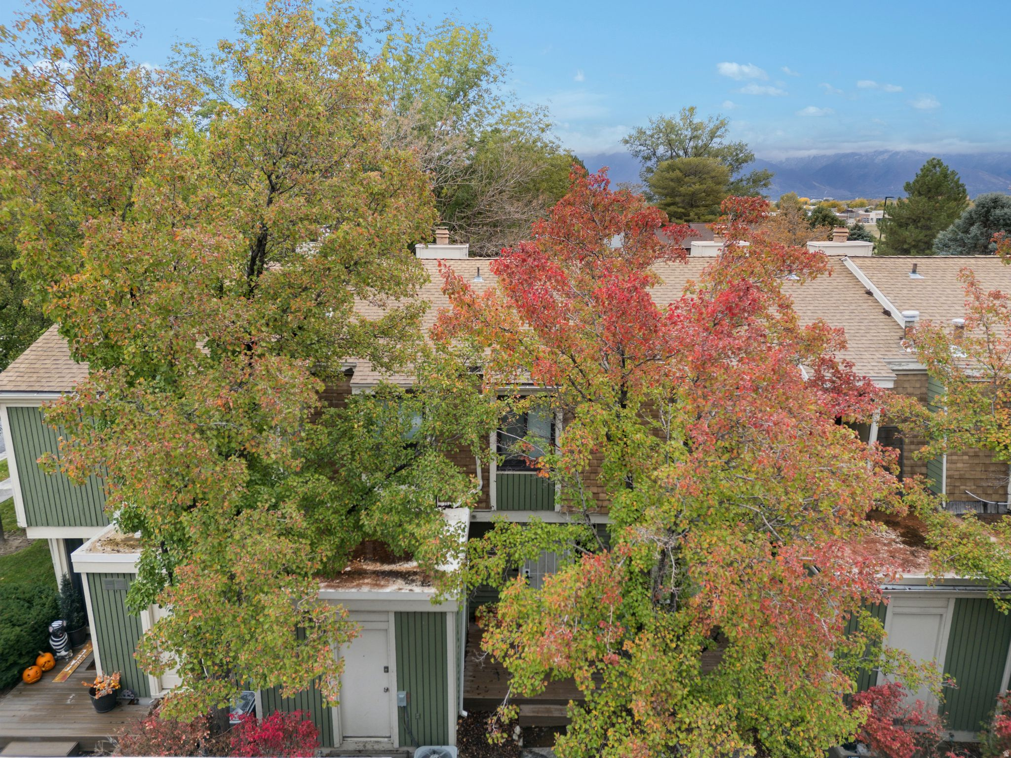 VILLAGE 2 - Residential