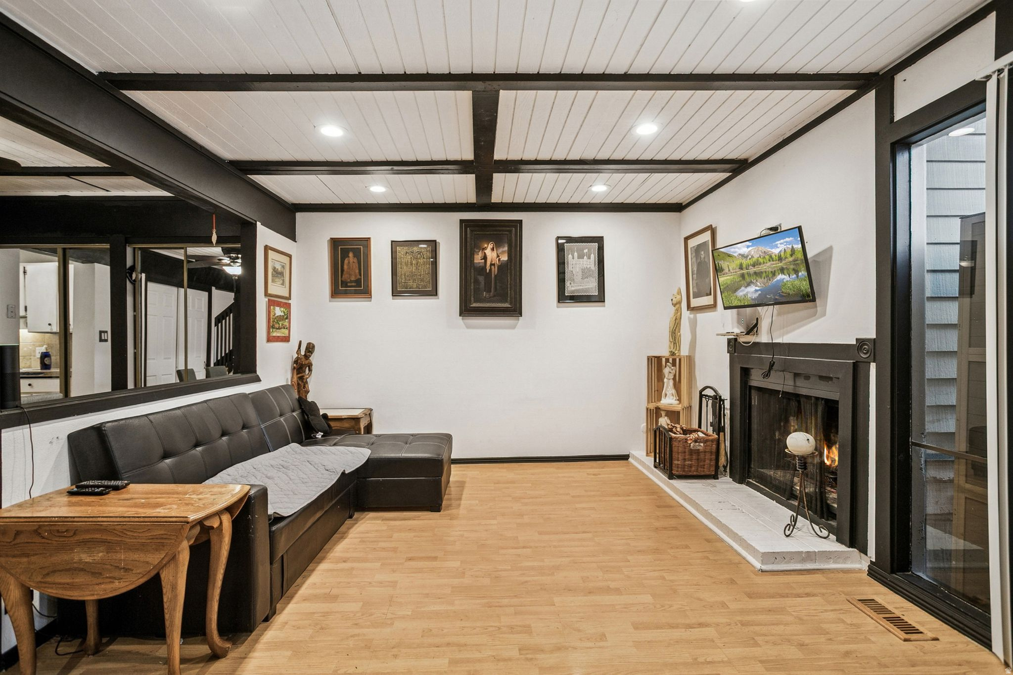 VILLAGE 2 - Residential