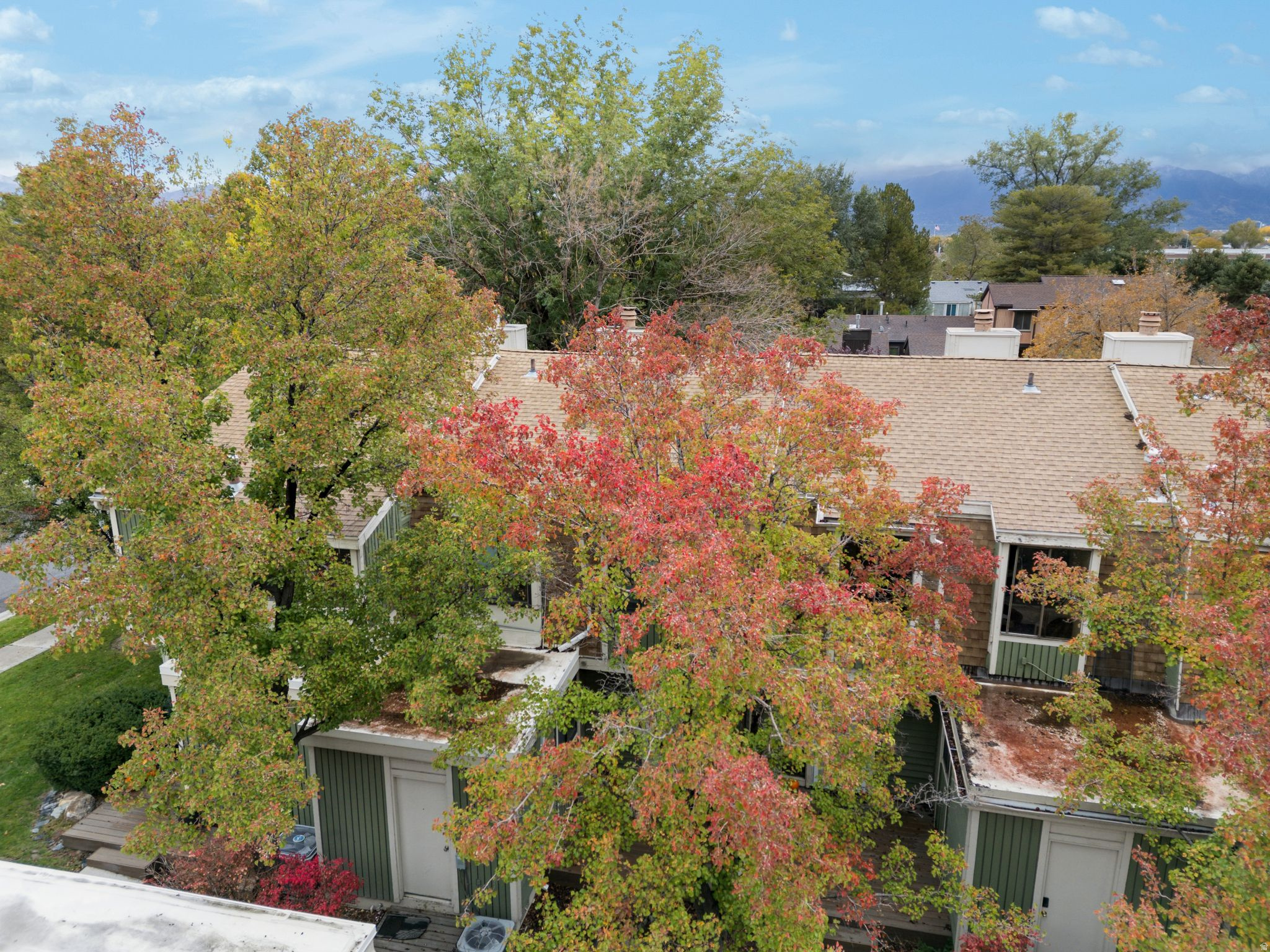 VILLAGE 2 - Residential