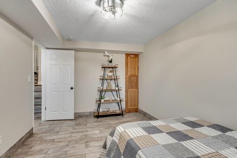 Tiny photo for 933 S FREEDOM BLVD #7, Provo, UT 84601 (MLS # 2134794)