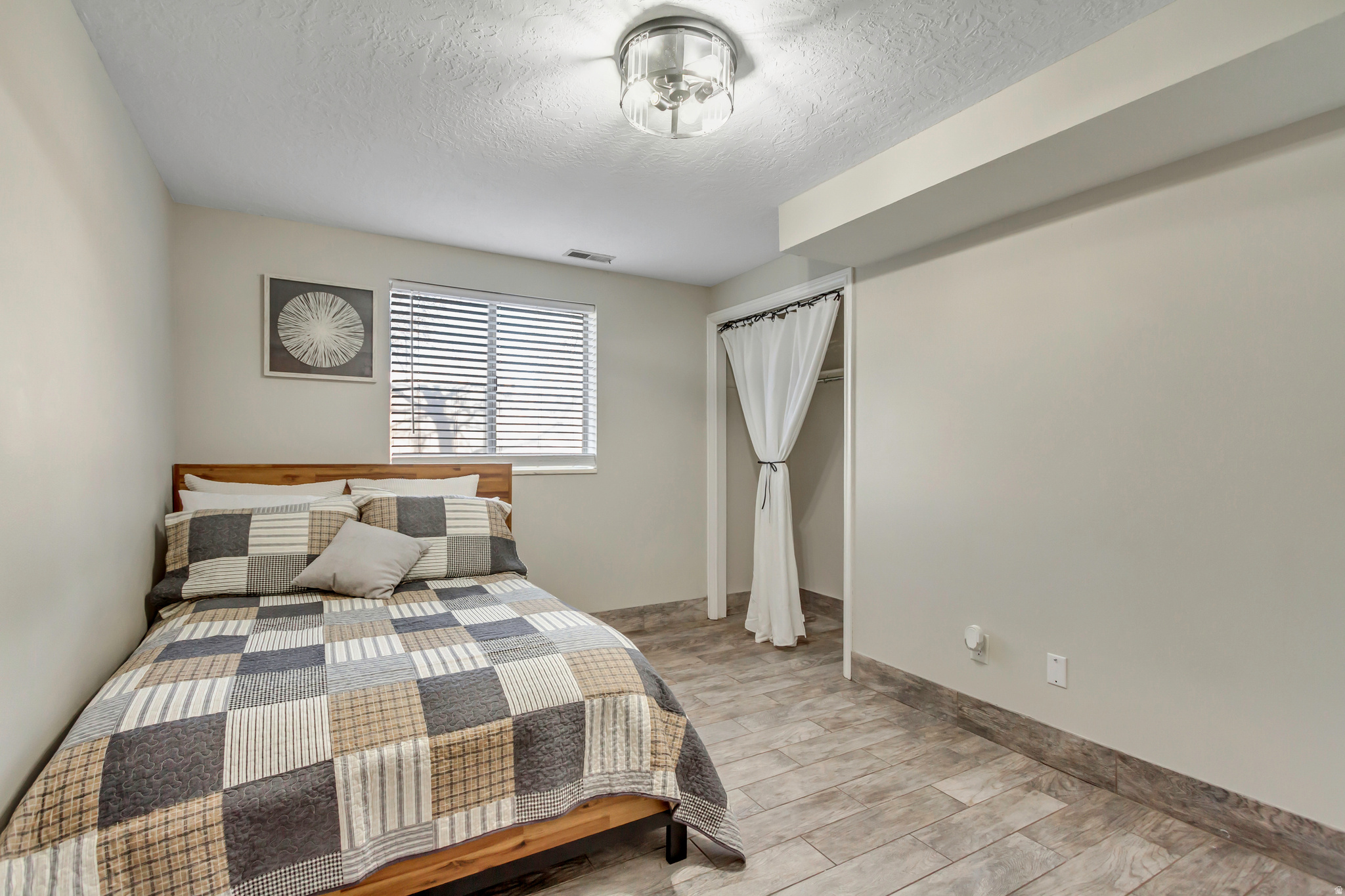 PEACHTREE ESTATES CONDO - Residential