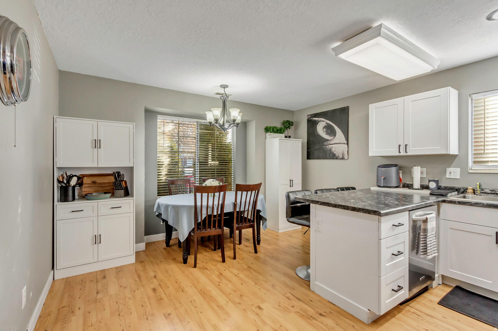 PEACHTREE ESTATES CONDO - Residential