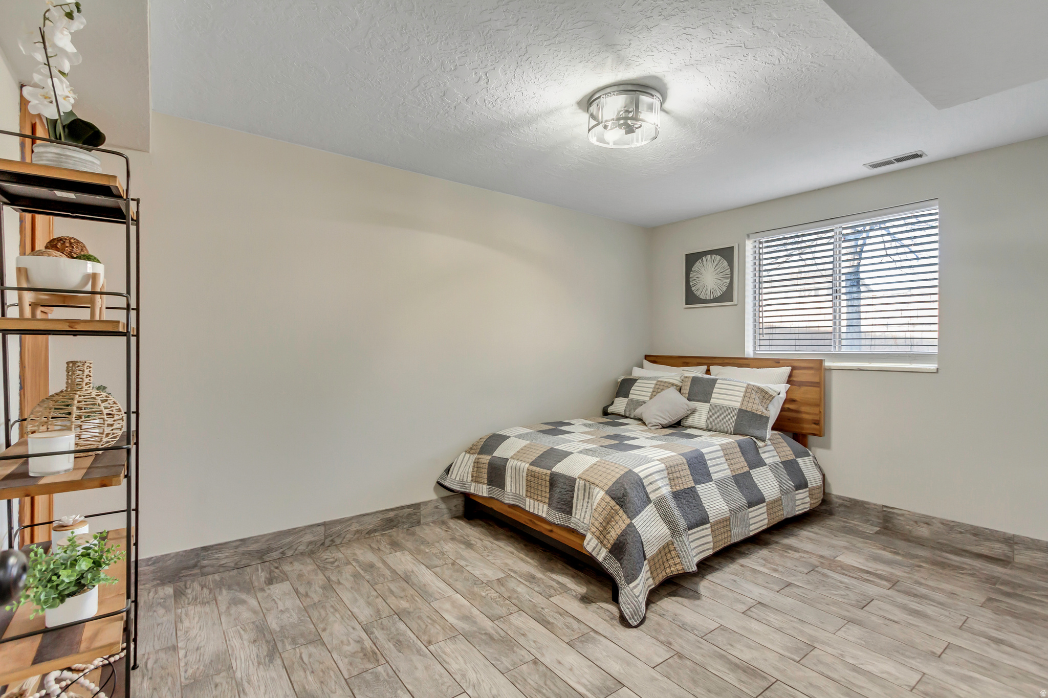 PEACHTREE ESTATES CONDO - Residential