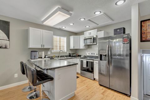 Tiny photo for 933 S FREEDOM BLVD #7, Provo, UT 84601 (MLS # 2134794)