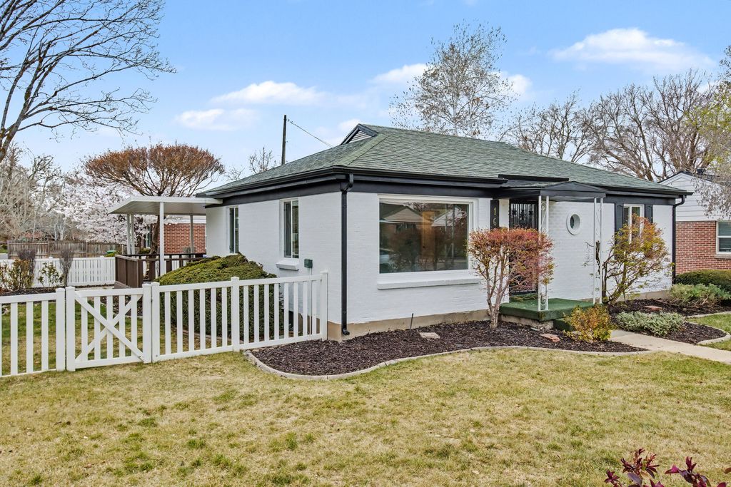 Photo of 1632 E 3115 S, Millcreek, UT 84106 (MLS # 2146433)