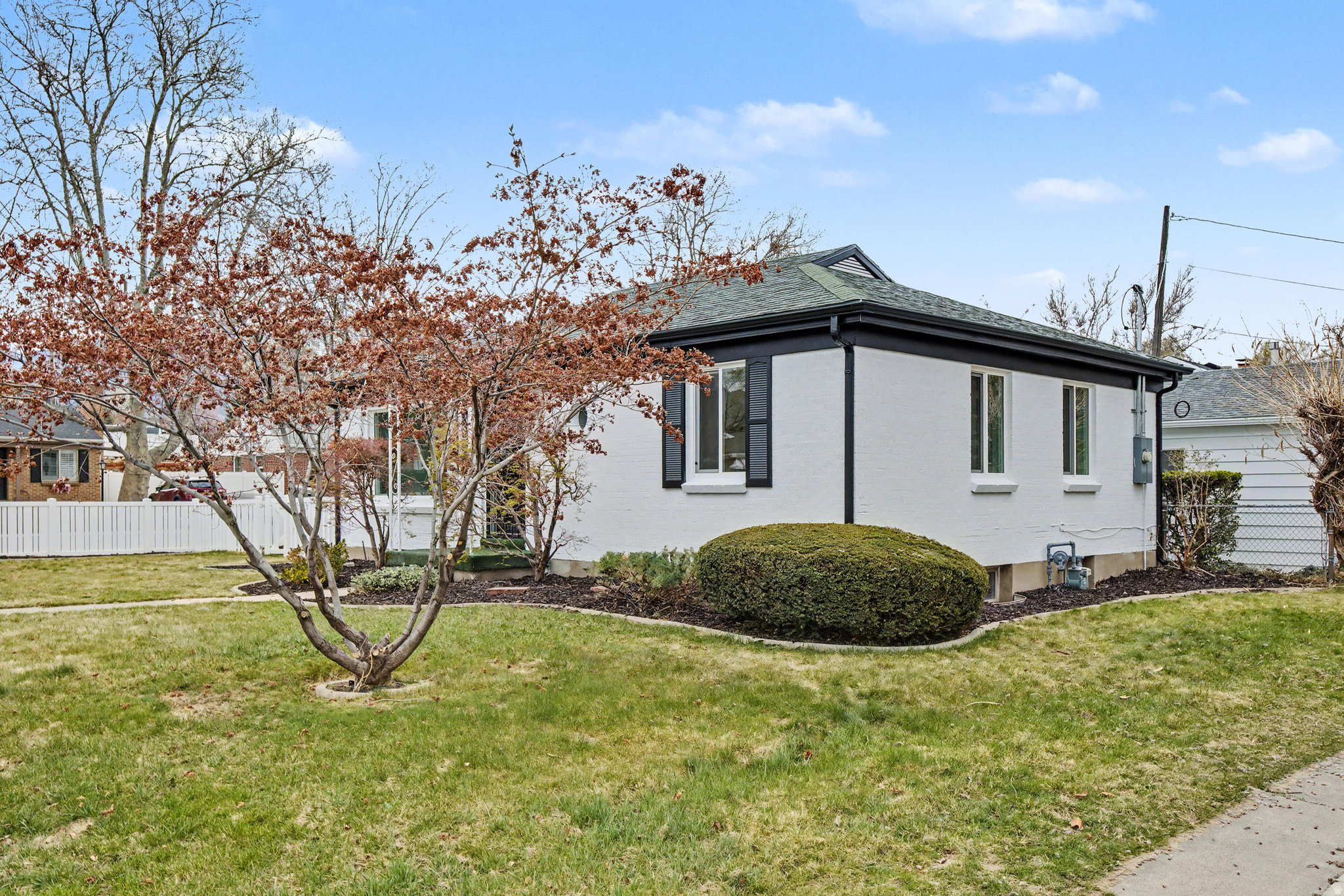 MOUNTAIR ACRES - Residential