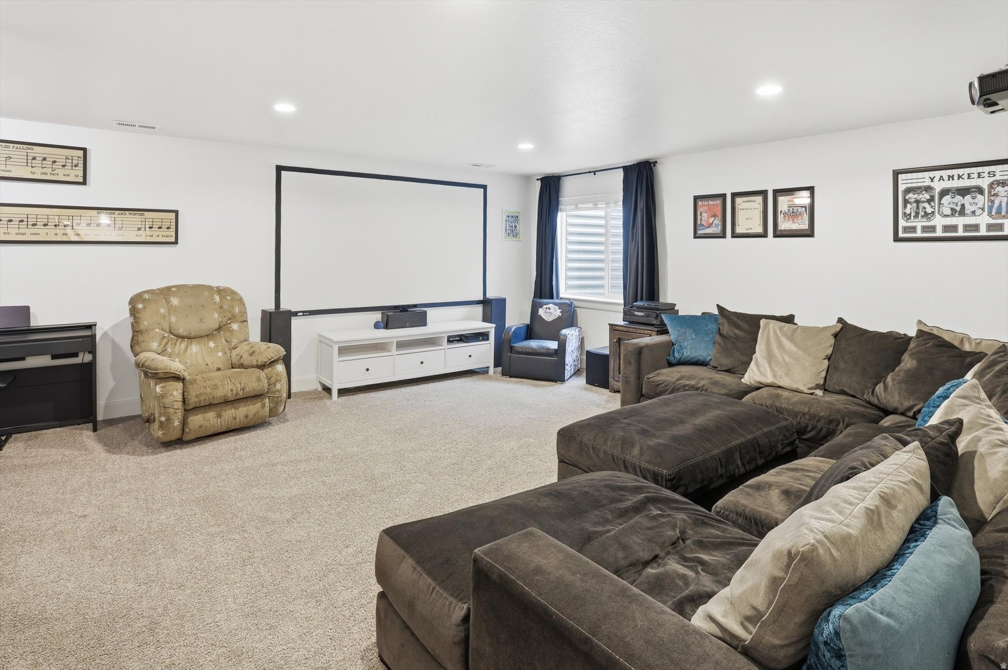 ASPEN RIDGES - Residential