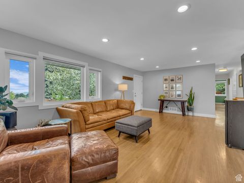 Tiny photo for 3133 S 2700 E, Salt Lake City, UT 84109 (MLS # 2081991)