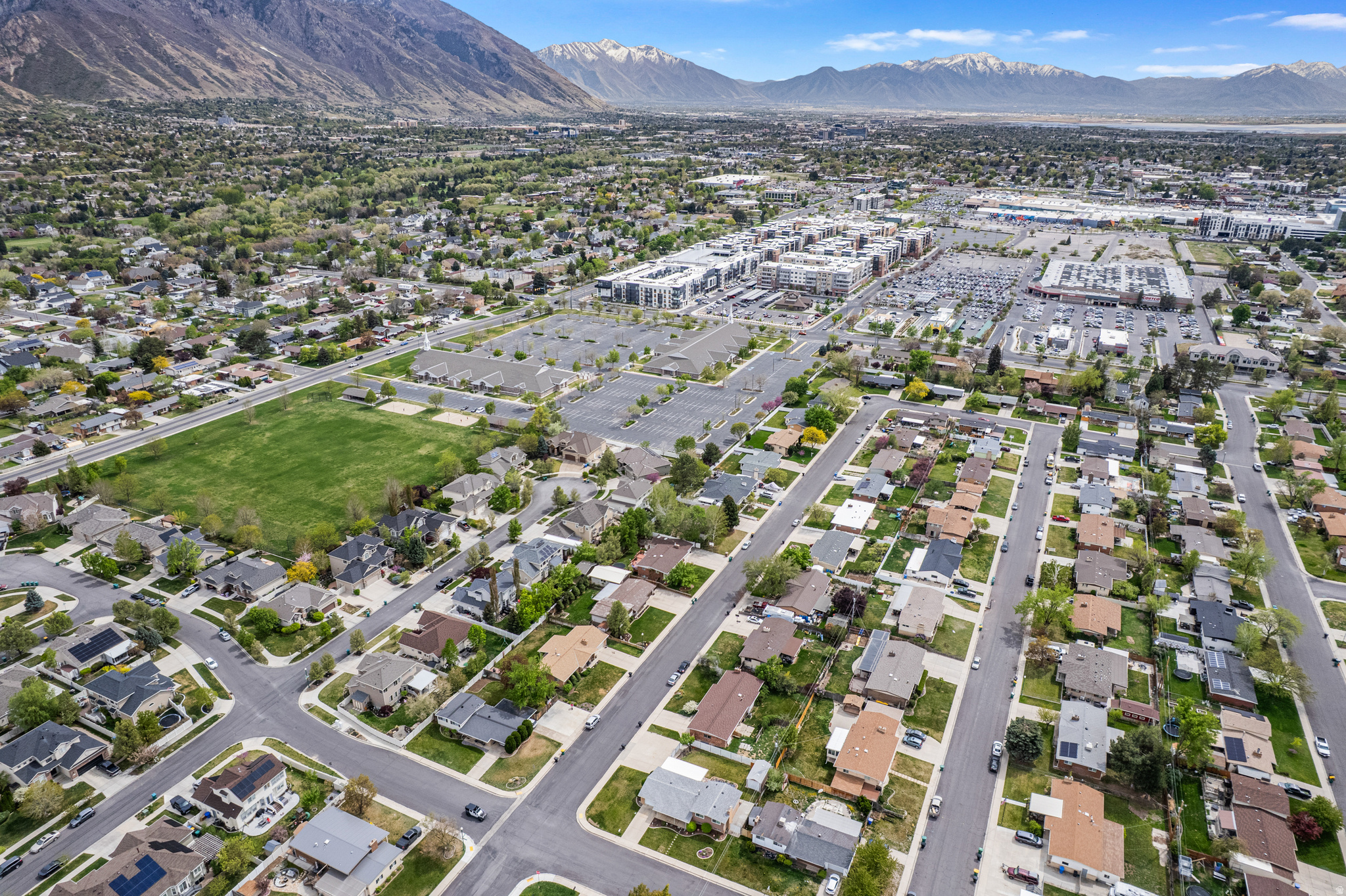 SOUTHGATE PARK - Residential