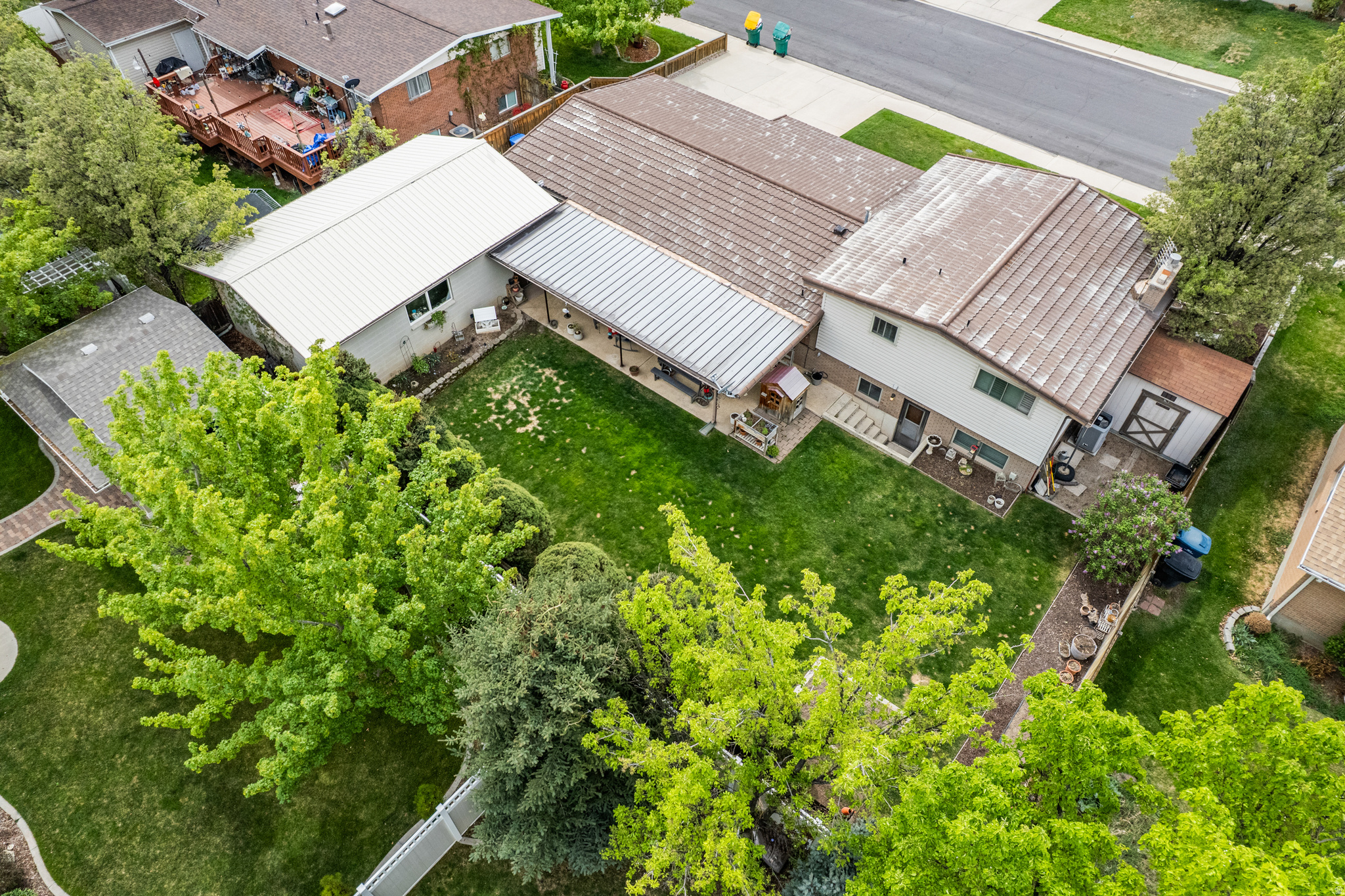 SOUTHGATE PARK - Residential