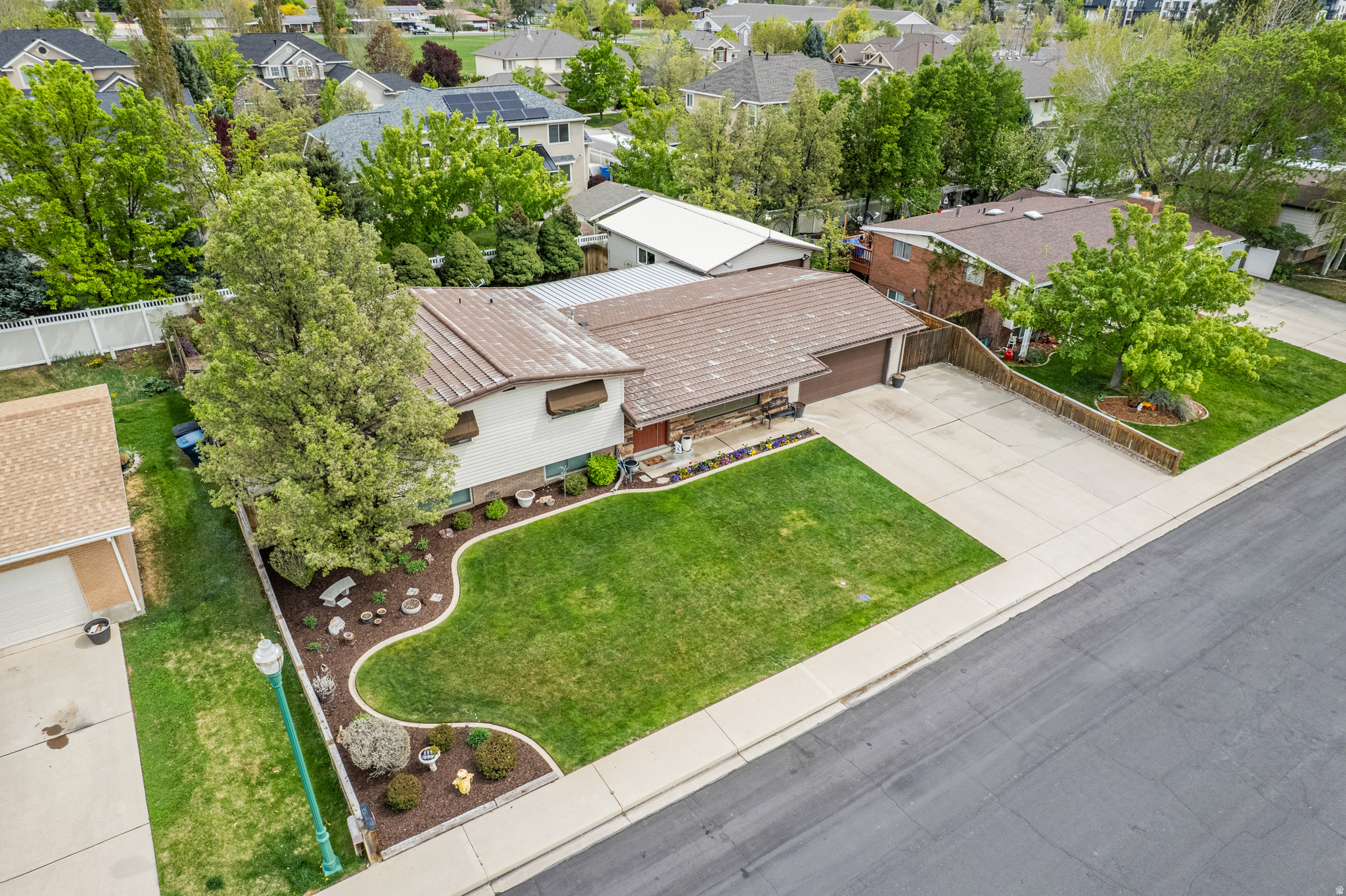 SOUTHGATE PARK - Residential