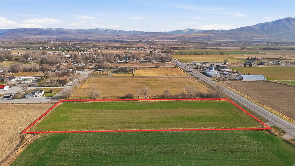 Photo of 5480 W 15200 N, Garland, UT 84312 (MLS # 2127627)