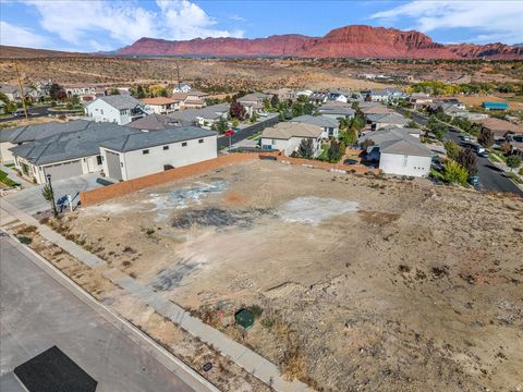 Photo of 3940 HILLSIDE WAY LOT 303 Way #303, Santa Clara, UT 84765 (MLS # 2122468)