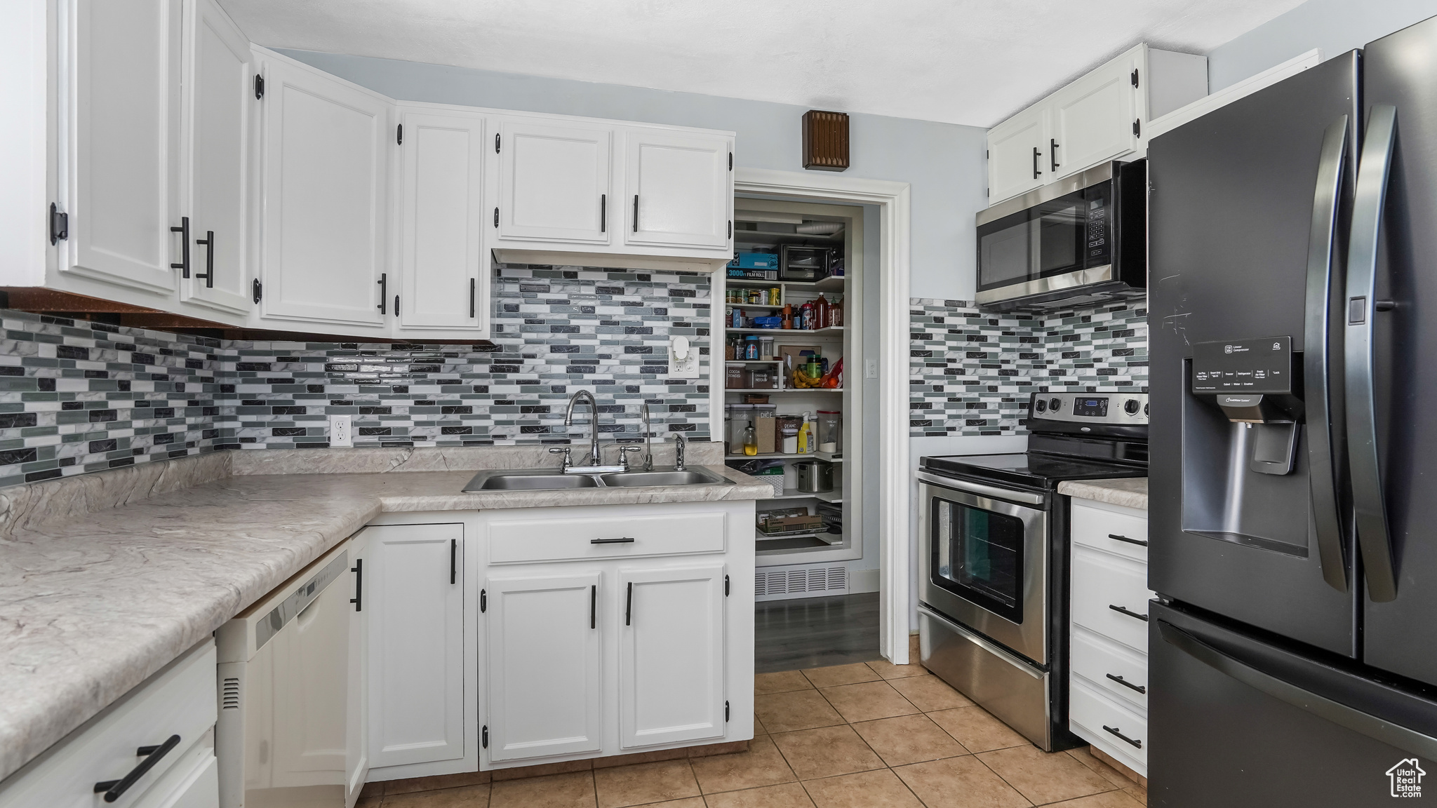 5460 S 4360, Kearns, Utah image 3