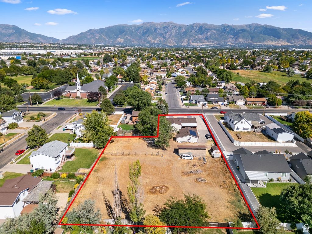 Photo of 1940 S MAIN ST, Clearfield, UT 84015 (MLS # 2107011)