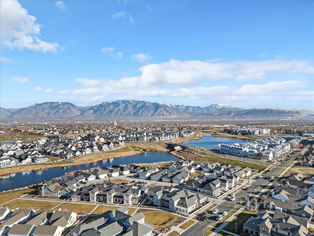 Photo of 11021 S KESTREL RISE RD, South Jordan, UT 84009 (MLS # 2124823)