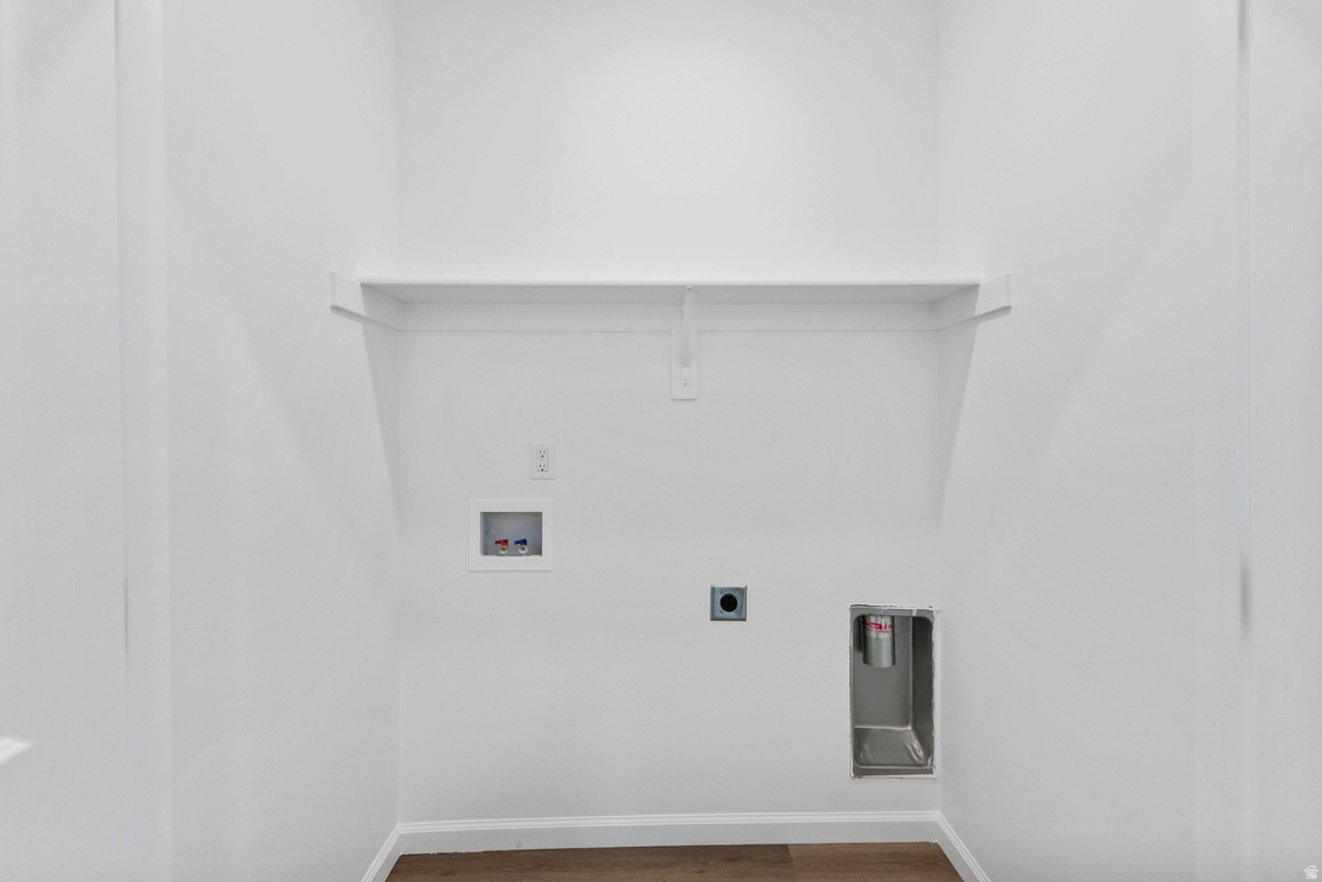 VILLAGES AT ARROWHEAD PARK - Residential