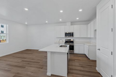 Tiny photo for 1339 E 1670 N #818, Payson, UT 84651 (MLS # 2134430)