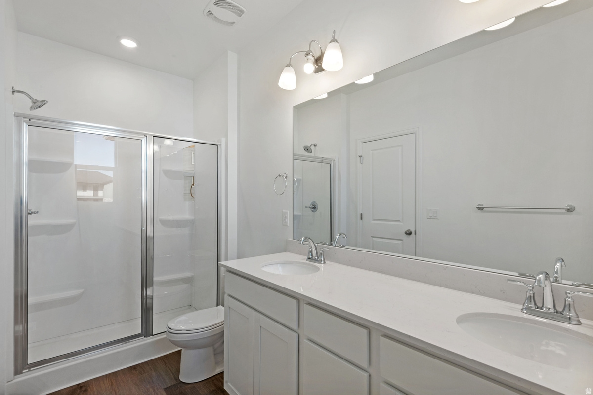 VILLAGES AT ARROWHEAD PARK - Residential