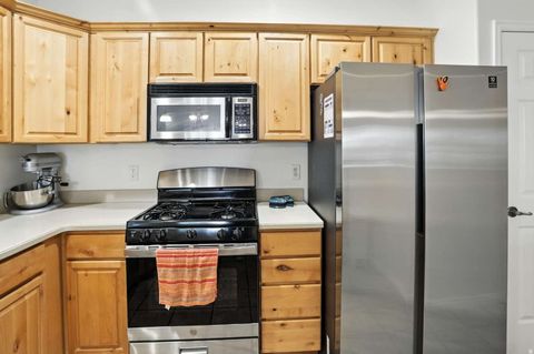 Tiny photo for 1174 MEADOW RD #7, Provo, UT 84606 (MLS # 2128240)