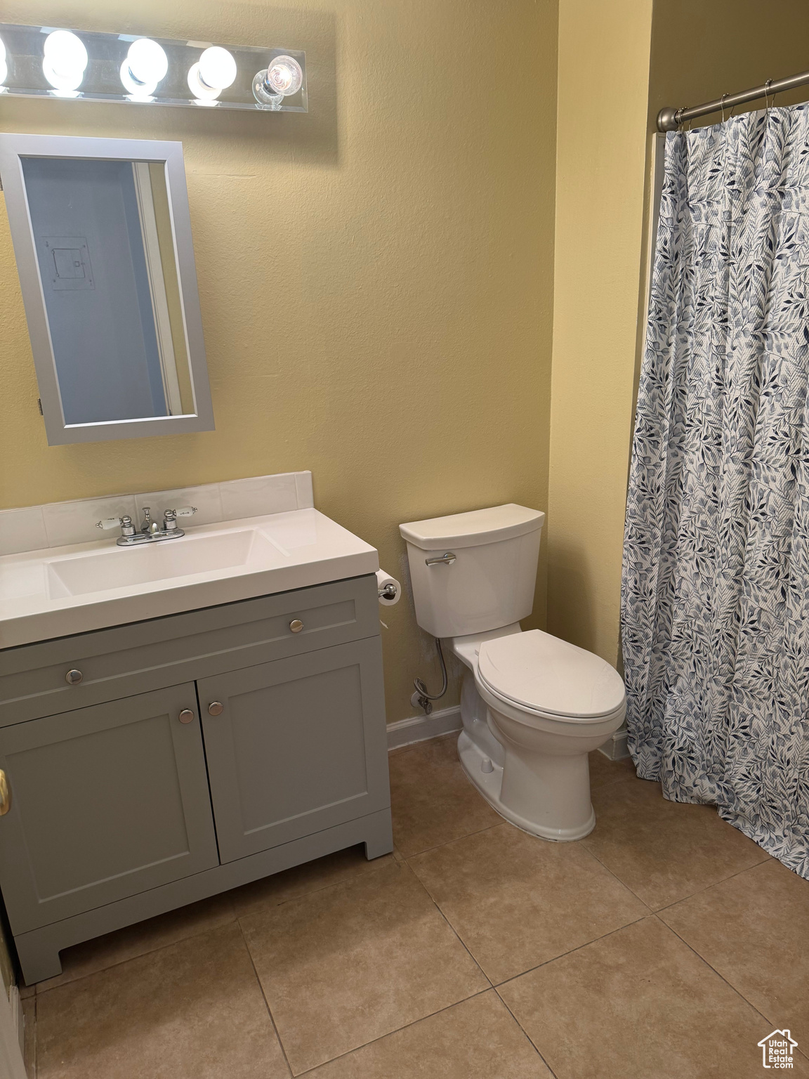 CREEKSIDE EAST - Residential