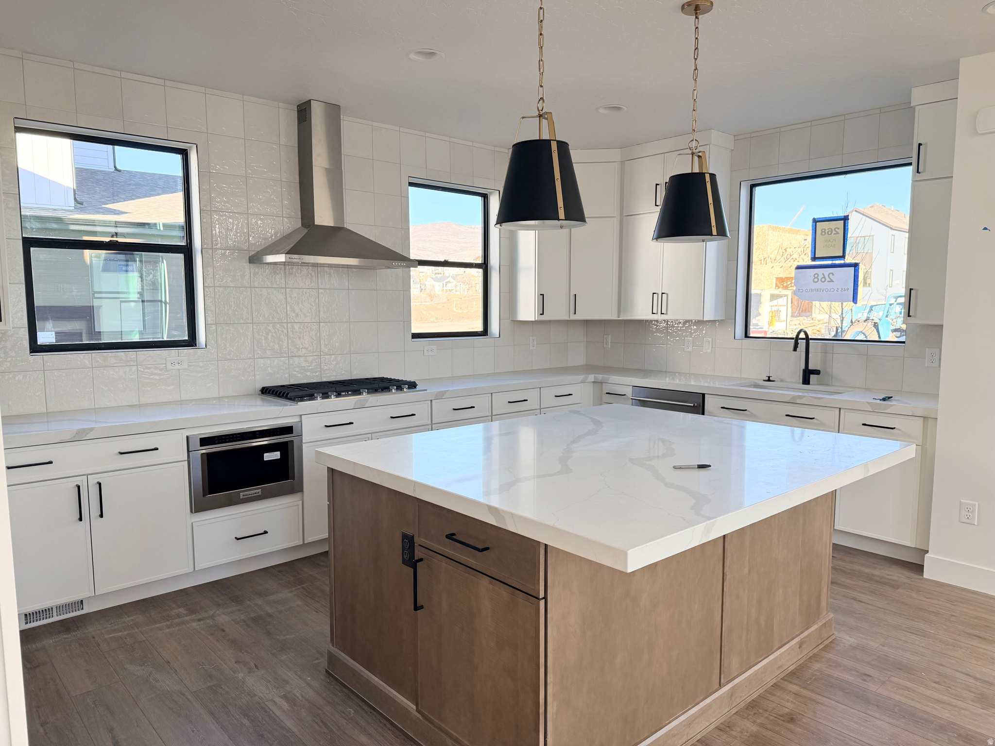 THE CROSSINGS - Residential