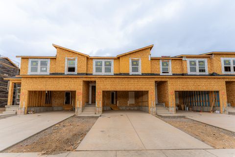 Photo of 4747 S OLIVE AVE #407, Mapleton, UT 84664 (MLS # 2112297)