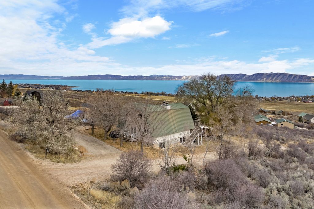 Photo of 2256 S VALLEYVIEW DR S, Garden City, UT 84028 (MLS # 2123129)