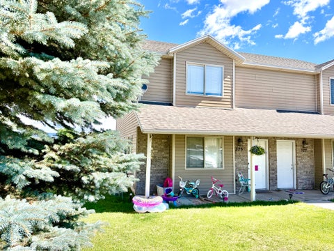 Townhouse For Sale - 325 E 1220<br/> Vernal, UT 84078