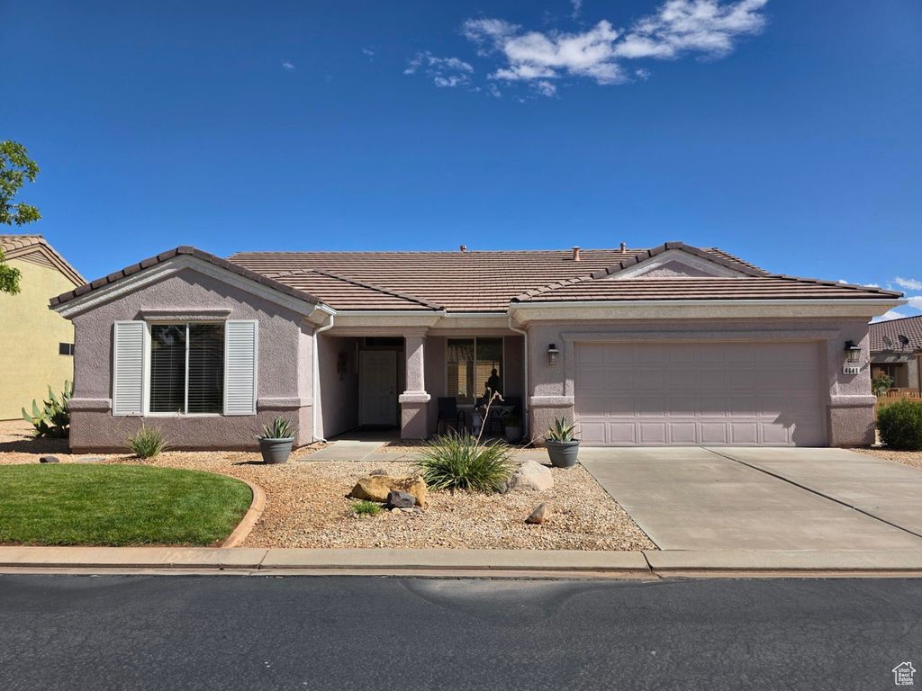 Photo of 4641 S TRANQUILITY BAY DR, Saint George, UT 84790 (MLS # 2115634)