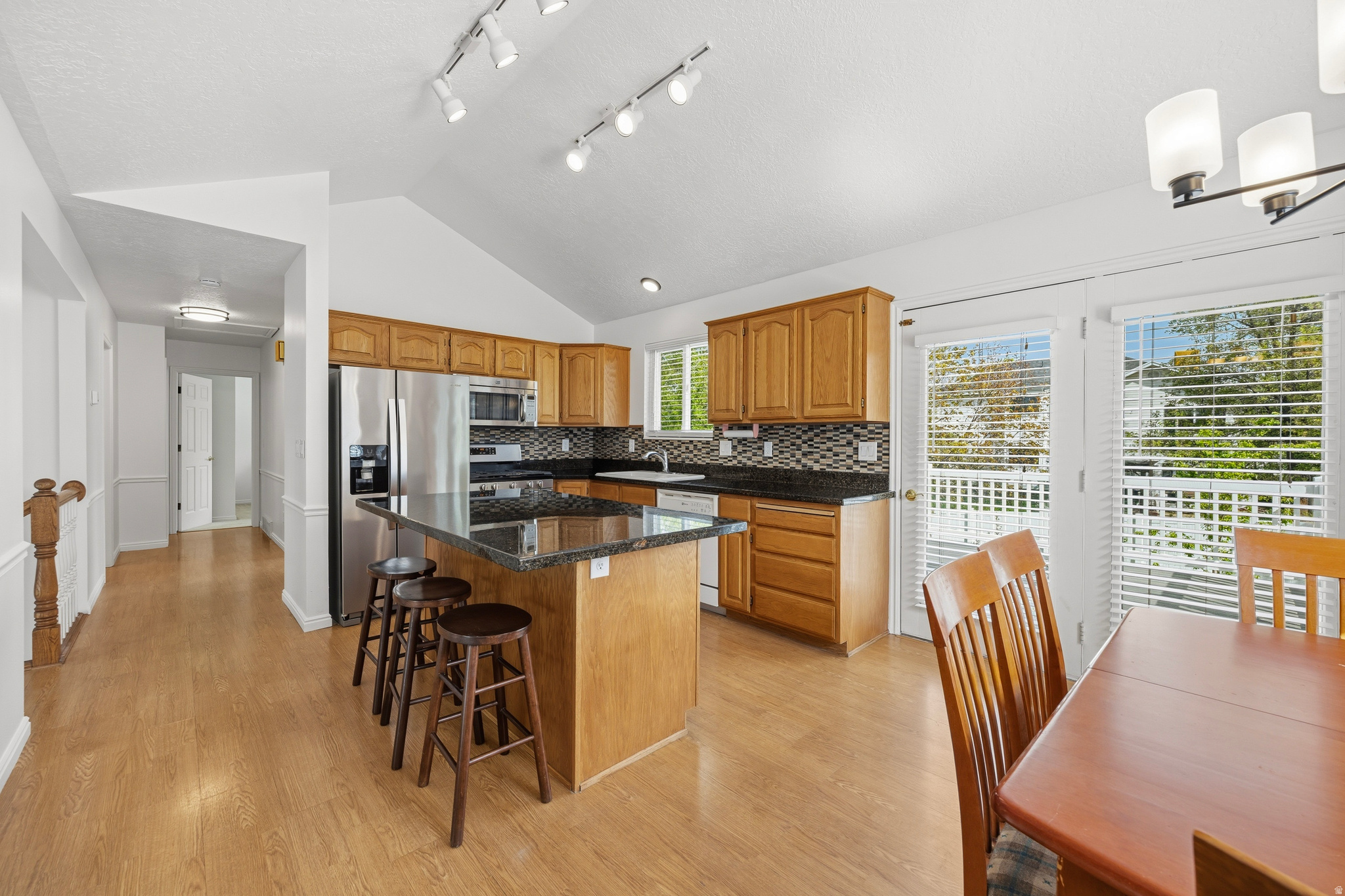 FAIRWAY HE - Residential