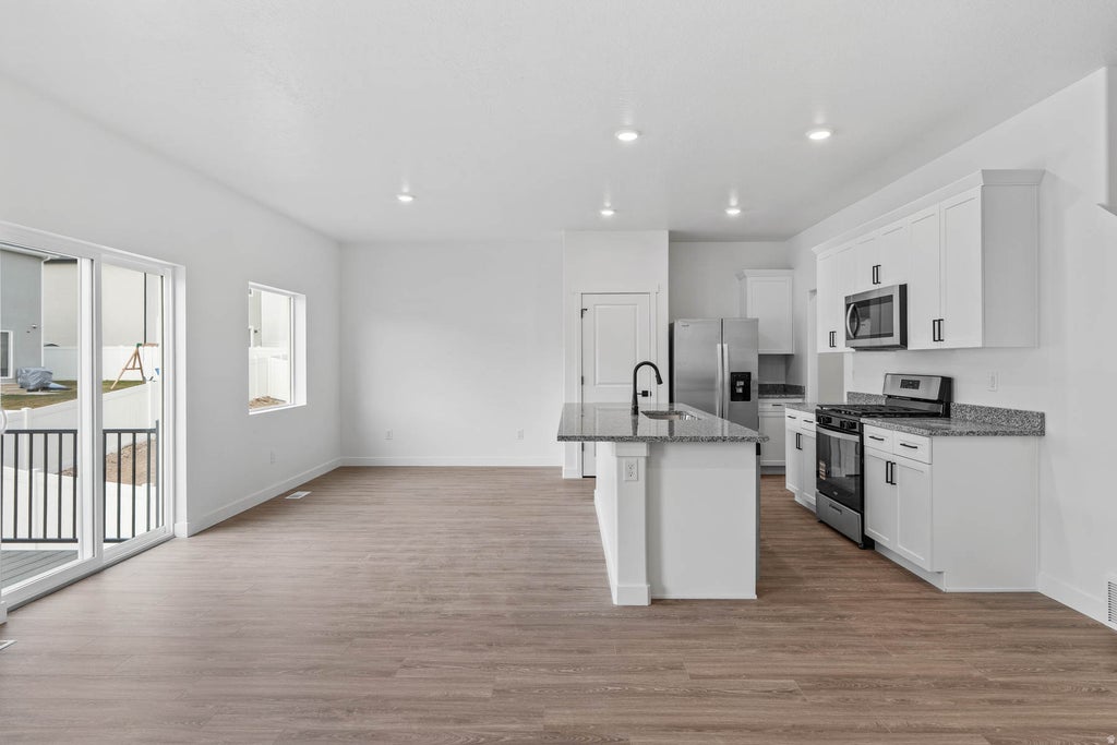 Photo of 7283 SLICK ROCK WAY N, Eagle Mountain, UT 84005 (MLS # 2185005)