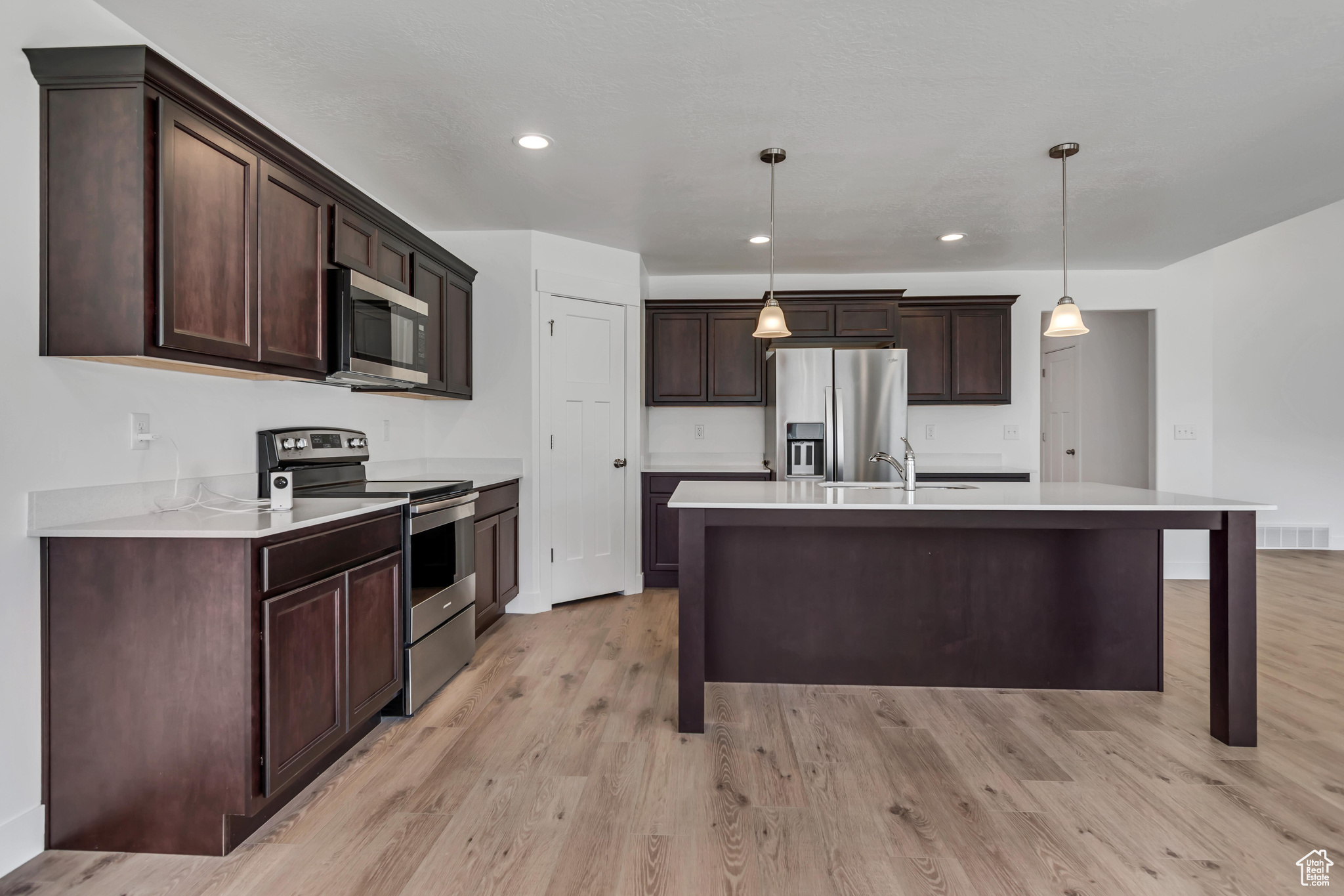 BRANDON PARK - Residential