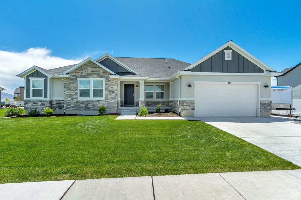 Photo of 188 E BRUIN DR, Eagle Mountain, UT 84005 (MLS # 2116357)